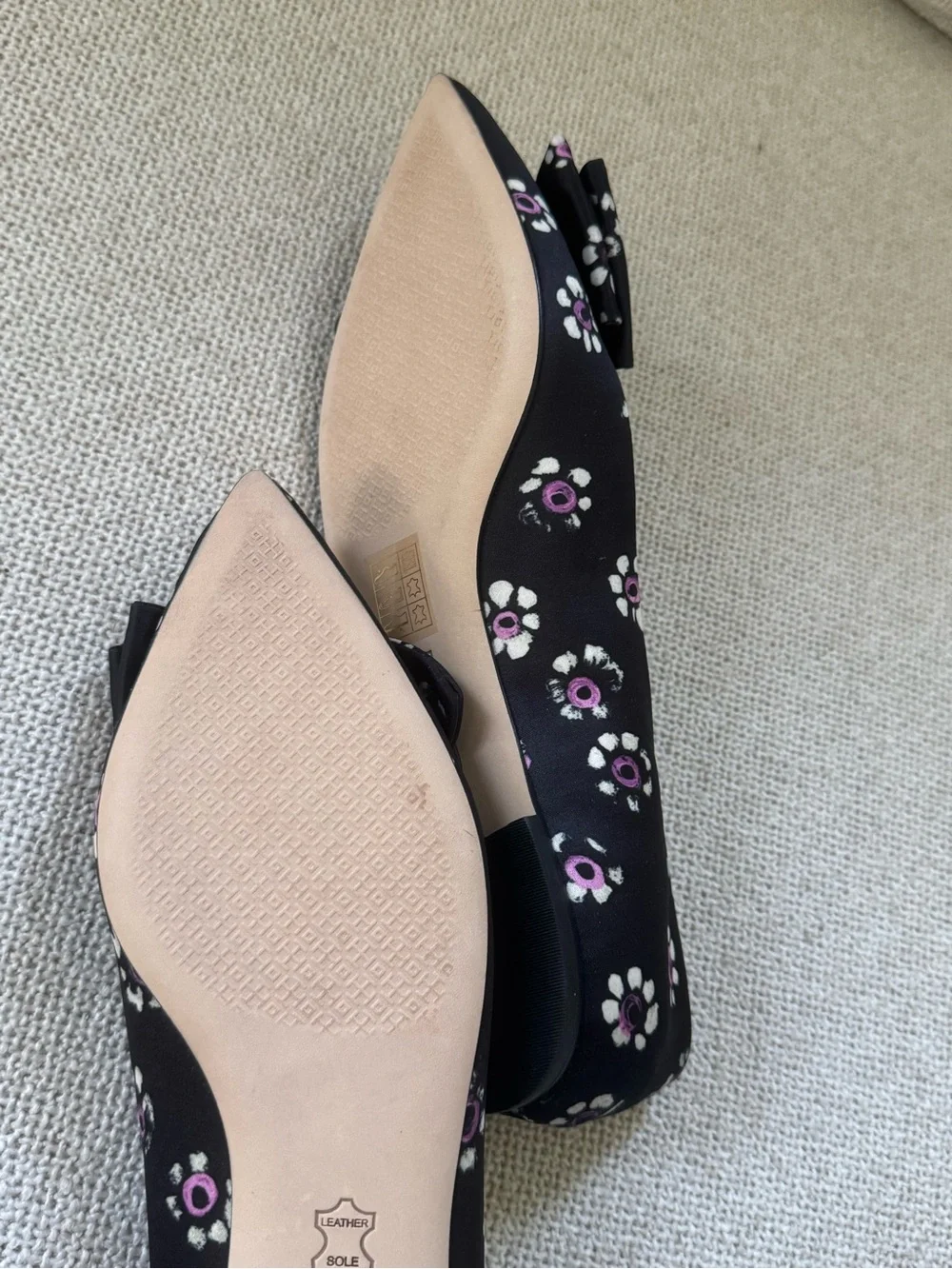 Tory Burch Black Stamped Floral Ballet Flat Size 8.5